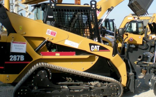 P4A148_Earth_Mover_Track_Tempering_pic1-900×444