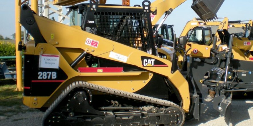 P4A148_Earth_Mover_Track_Tempering_pic1-900×444