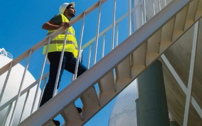 P4A173_Man_Down_App_Pic1_PR5429_61891